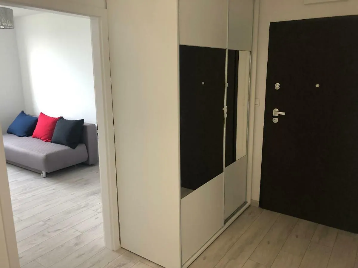 Apartmán Apartament Winorosli Varšava
