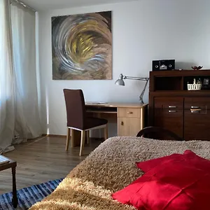  Apartament Przejazdem Praga